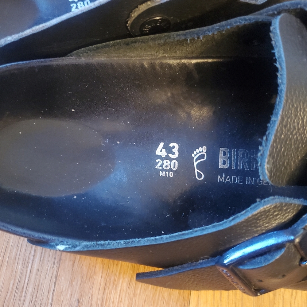 Birkenstock Men's Black Slip-On Comfort Clog with Adjustable Buckle, Size 43 - Picture 4 of 6